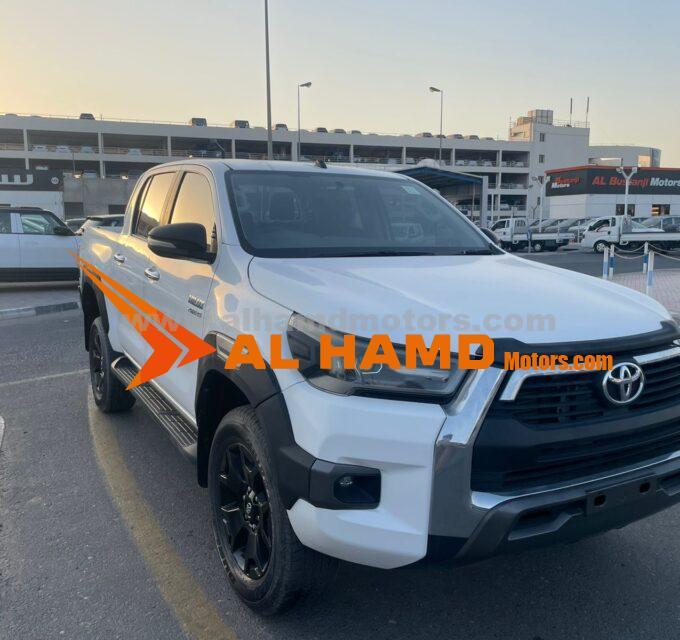2017 Toyota Hilux Pickup – Modified to 2022 Shape, White