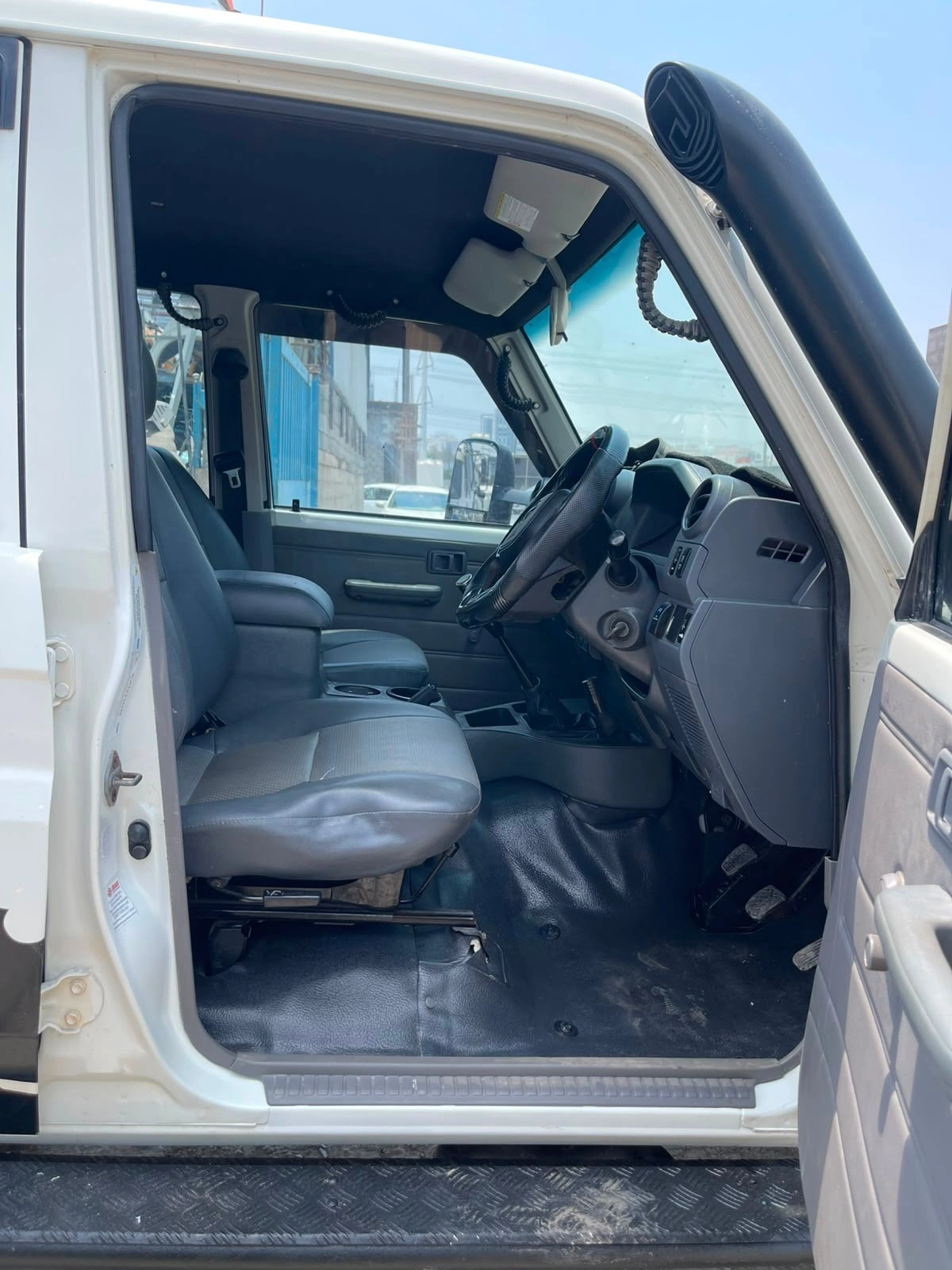 Toyota LandCruiser 2015 right hand drive diesel