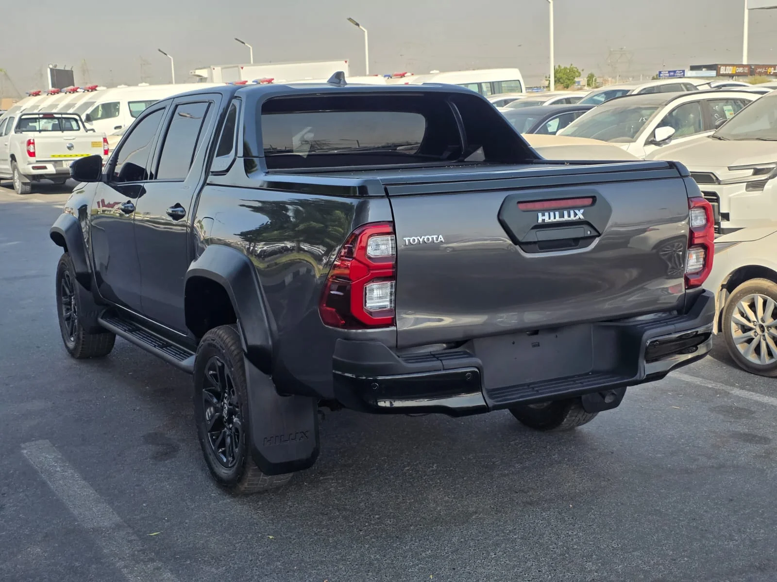 Toyota Hilux Rouge 2024 Automatic