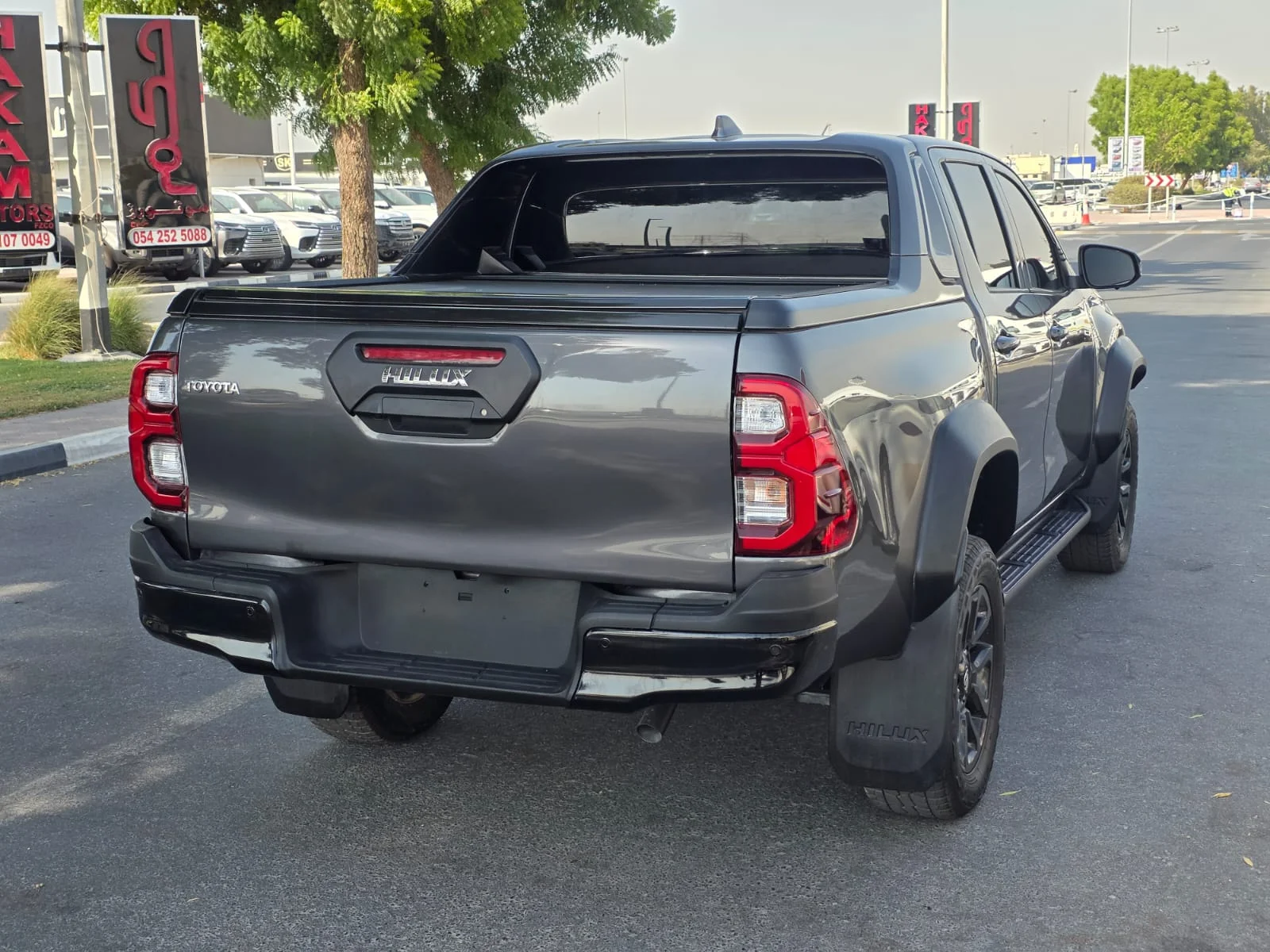 Toyota Hilux Rouge 2024 Grey Automatic