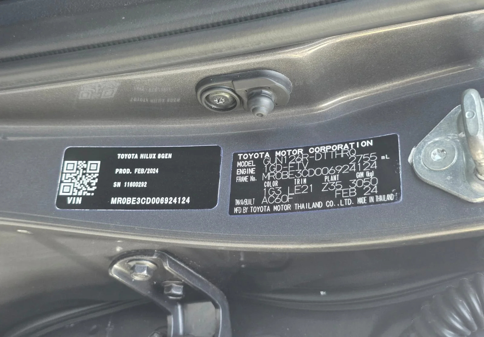 Toyota Hilux Rouge 2024 Grey Diesel 4WD