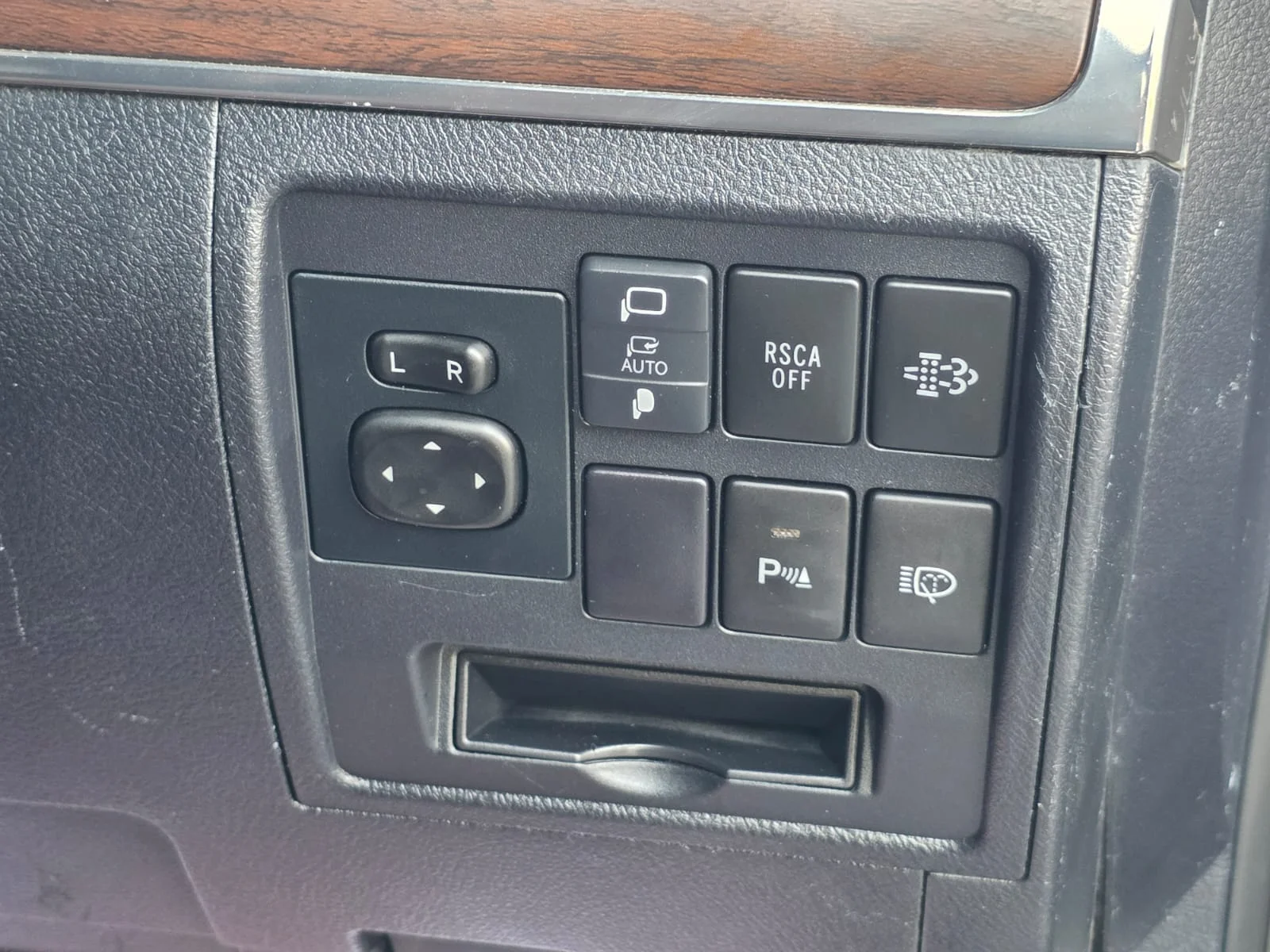 Toyota Land Cruiser VXR 2020 Shape Change