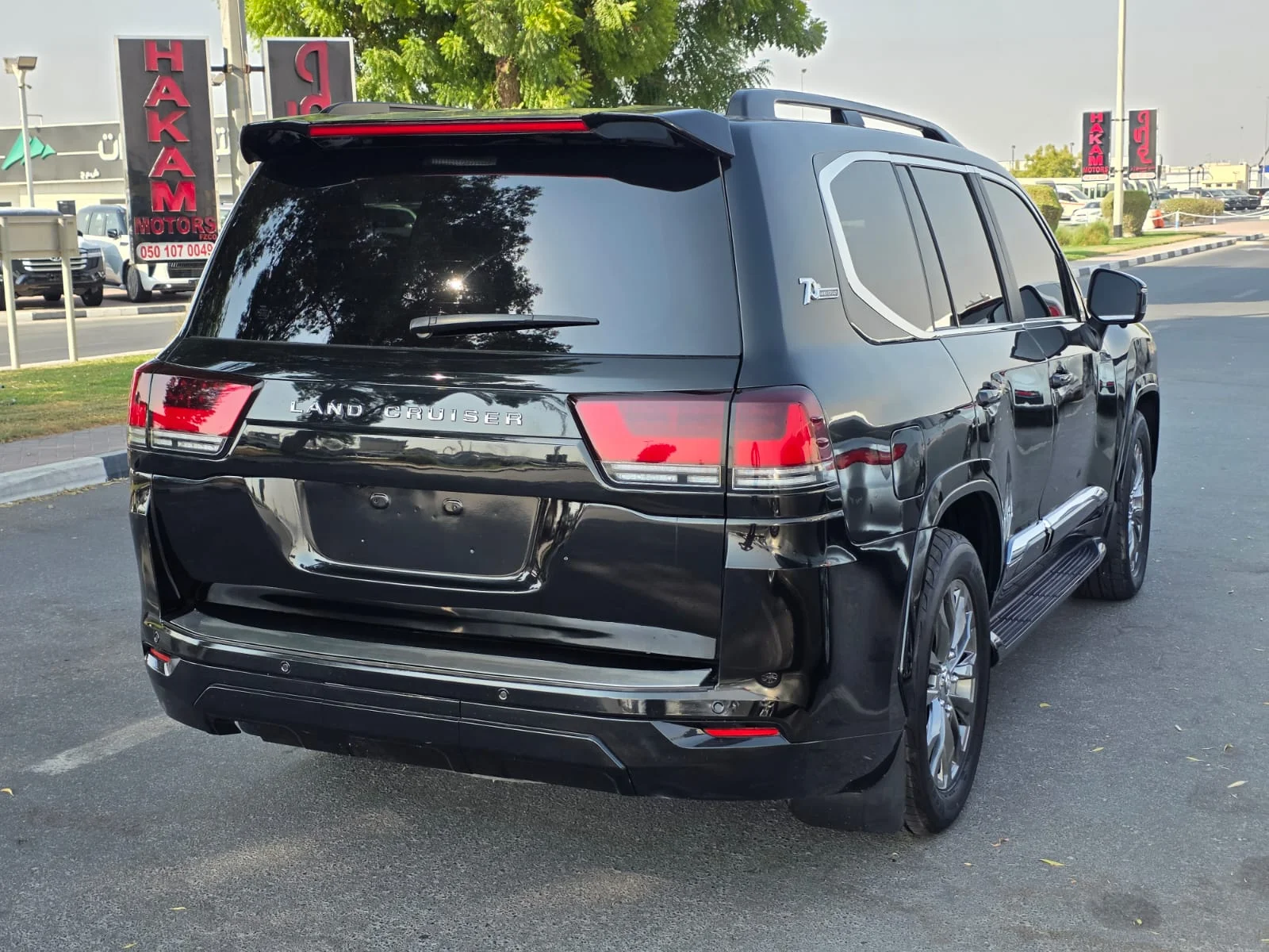 Toyota Land Cruiser VXR 2020 Black 4WD