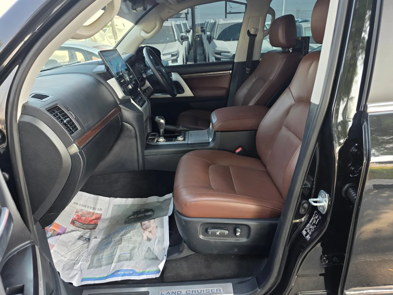 Toyota Land Cruiser VXR 2020 Right Hand