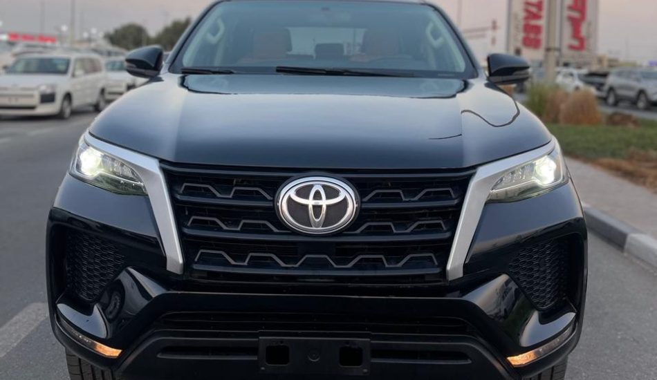 How to Save Money When Importing Cars from Dubai